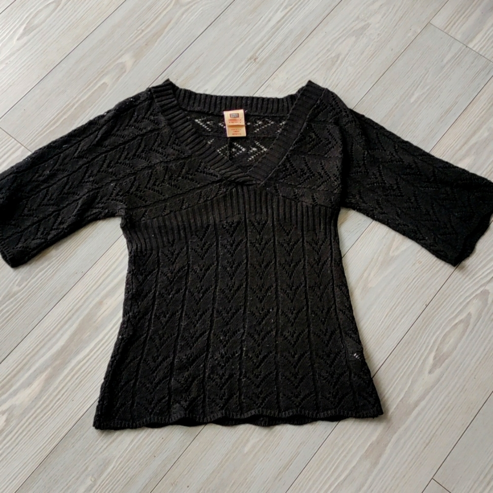 Ladies knit shirt size 8 to 10